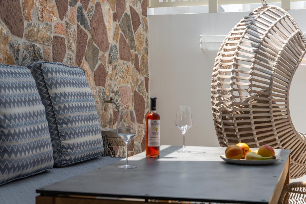 Orama Suites Milos Adamantas  Екстериор снимка