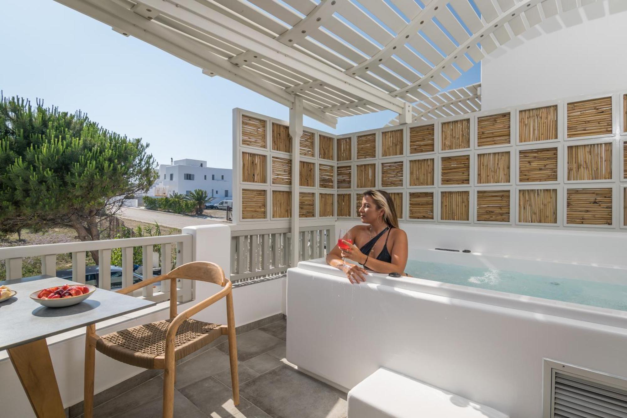 Orama Suites Milos Adamantas  Екстериор снимка