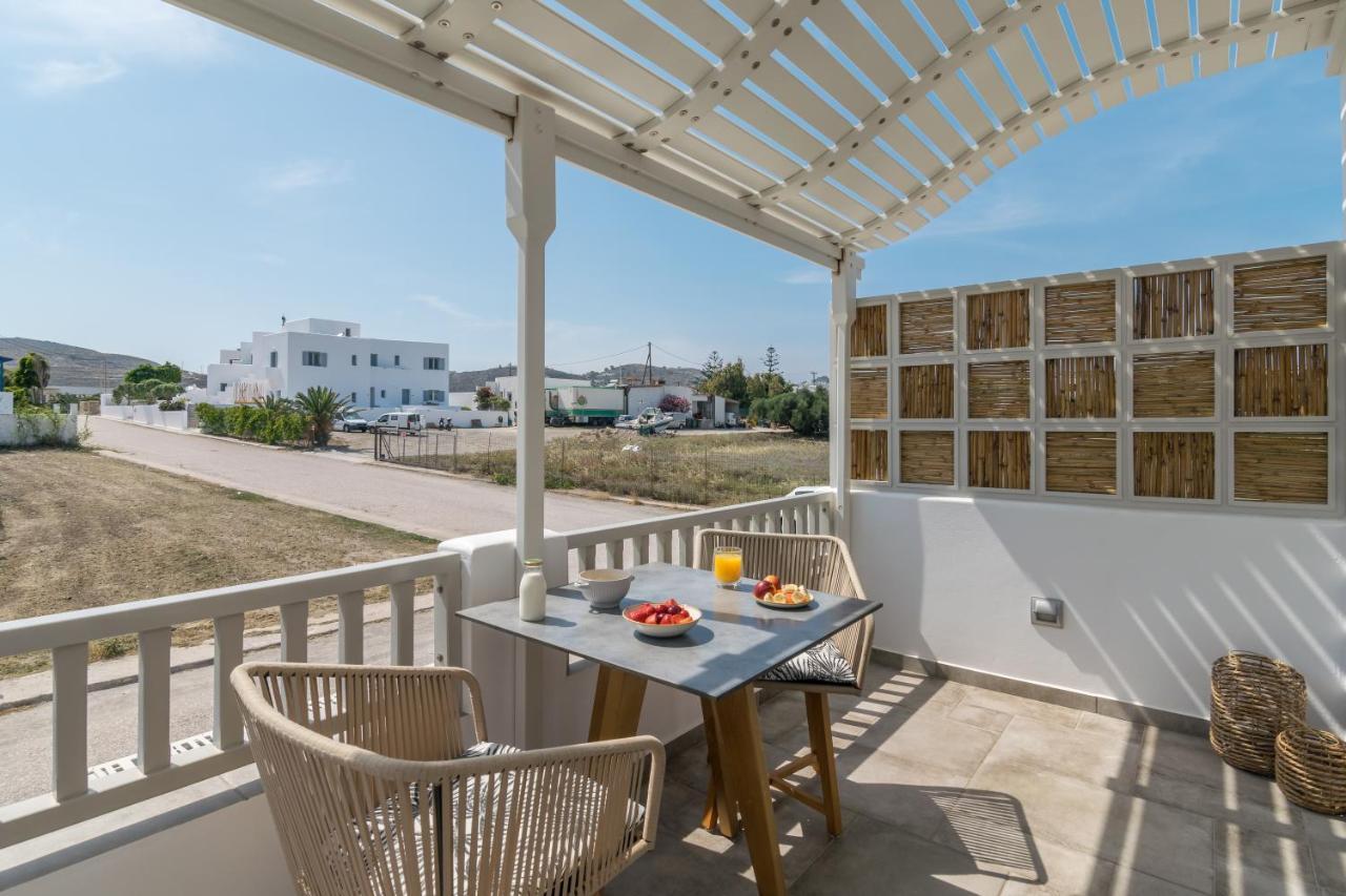 Orama Suites Milos Adamantas  Екстериор снимка