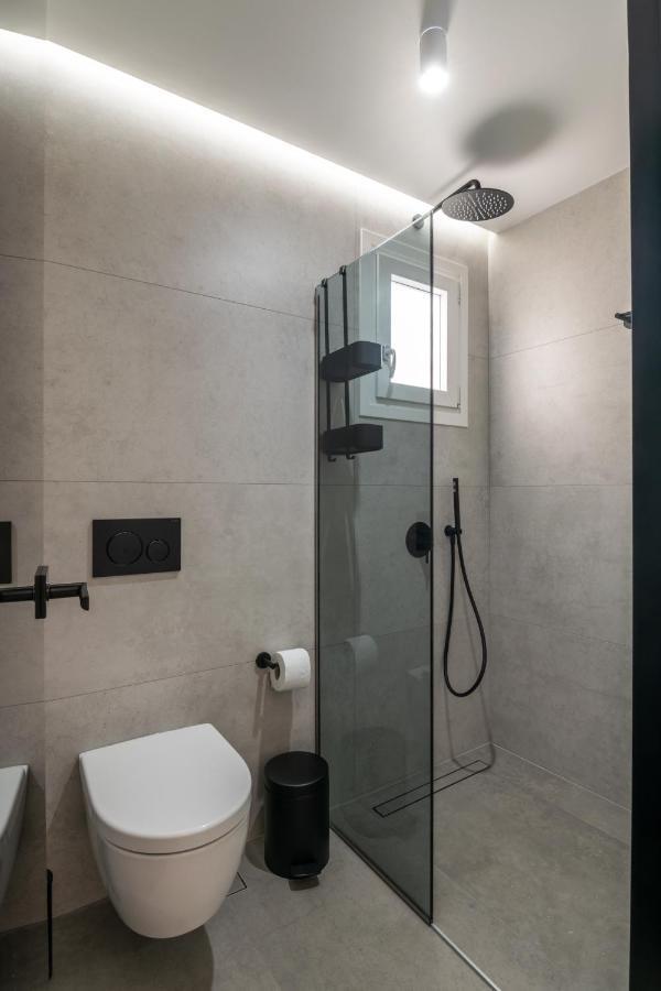 Orama Suites Milos Adamantas  Екстериор снимка