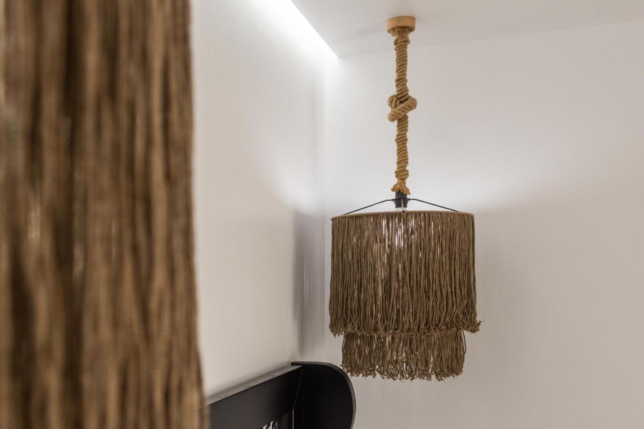 Orama Suites Milos Adamantas  Екстериор снимка
