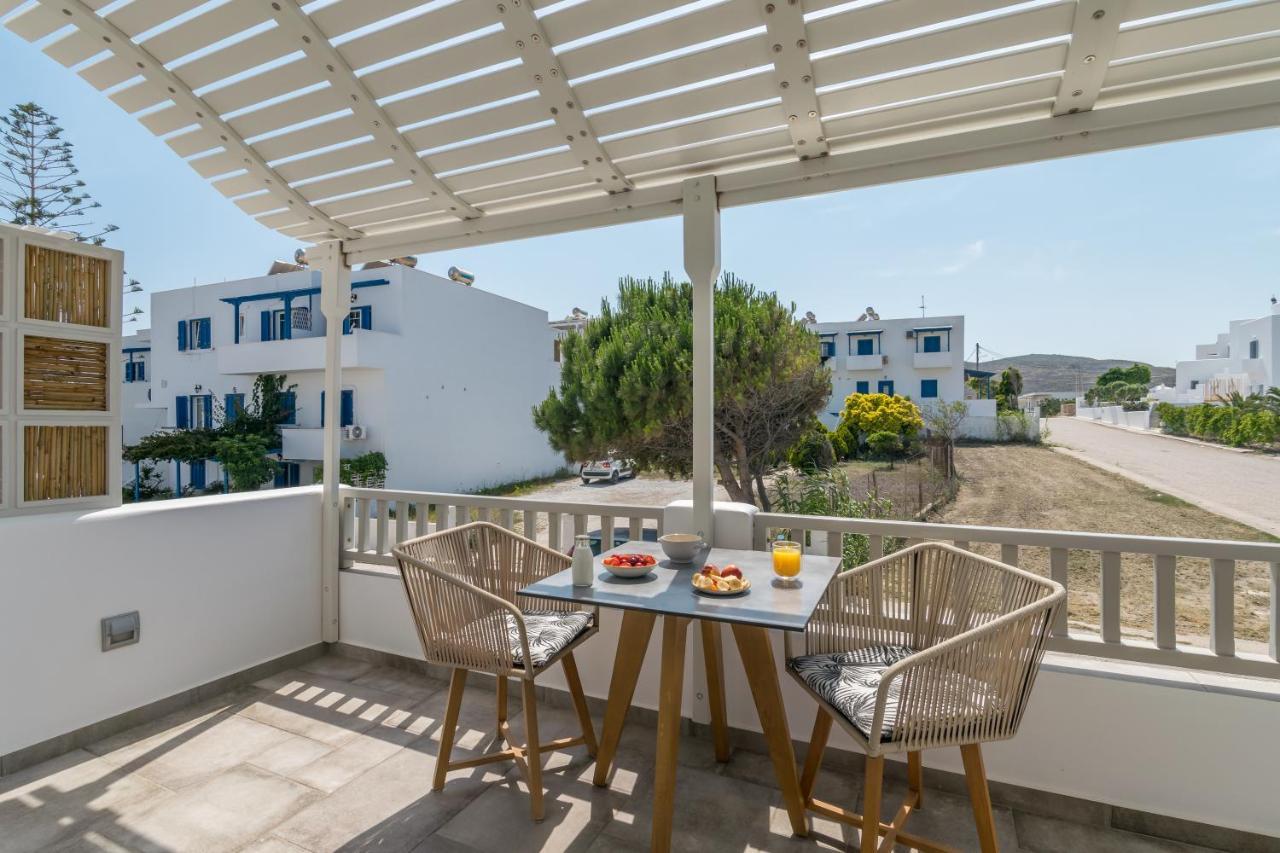 Orama Suites Milos Adamantas  Екстериор снимка