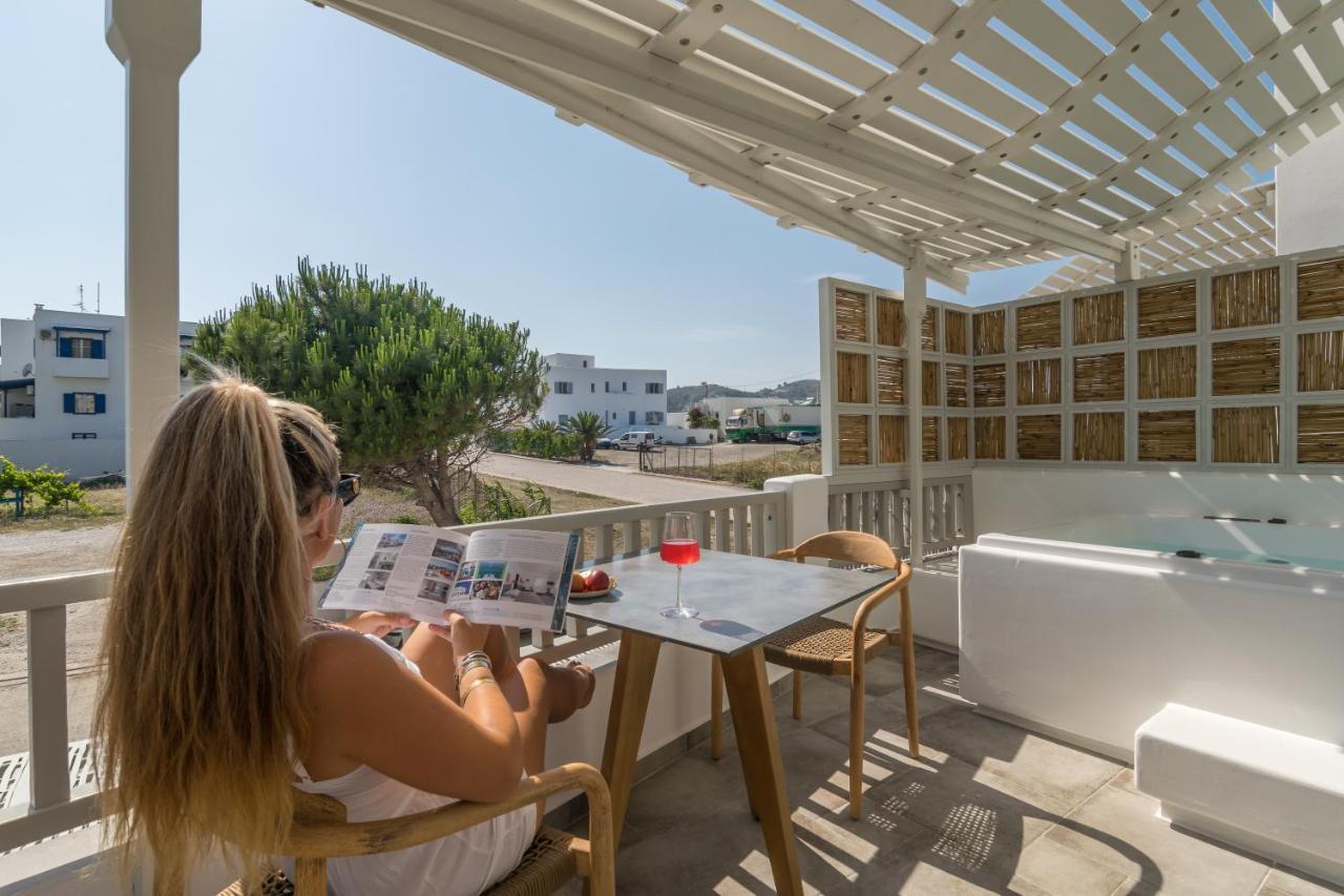 Orama Suites Milos Adamantas  Екстериор снимка